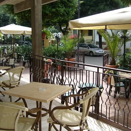 Mucciolini Hotel