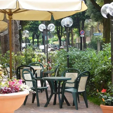 Mucciolini Hotel